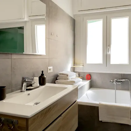 Vatican View 아파트